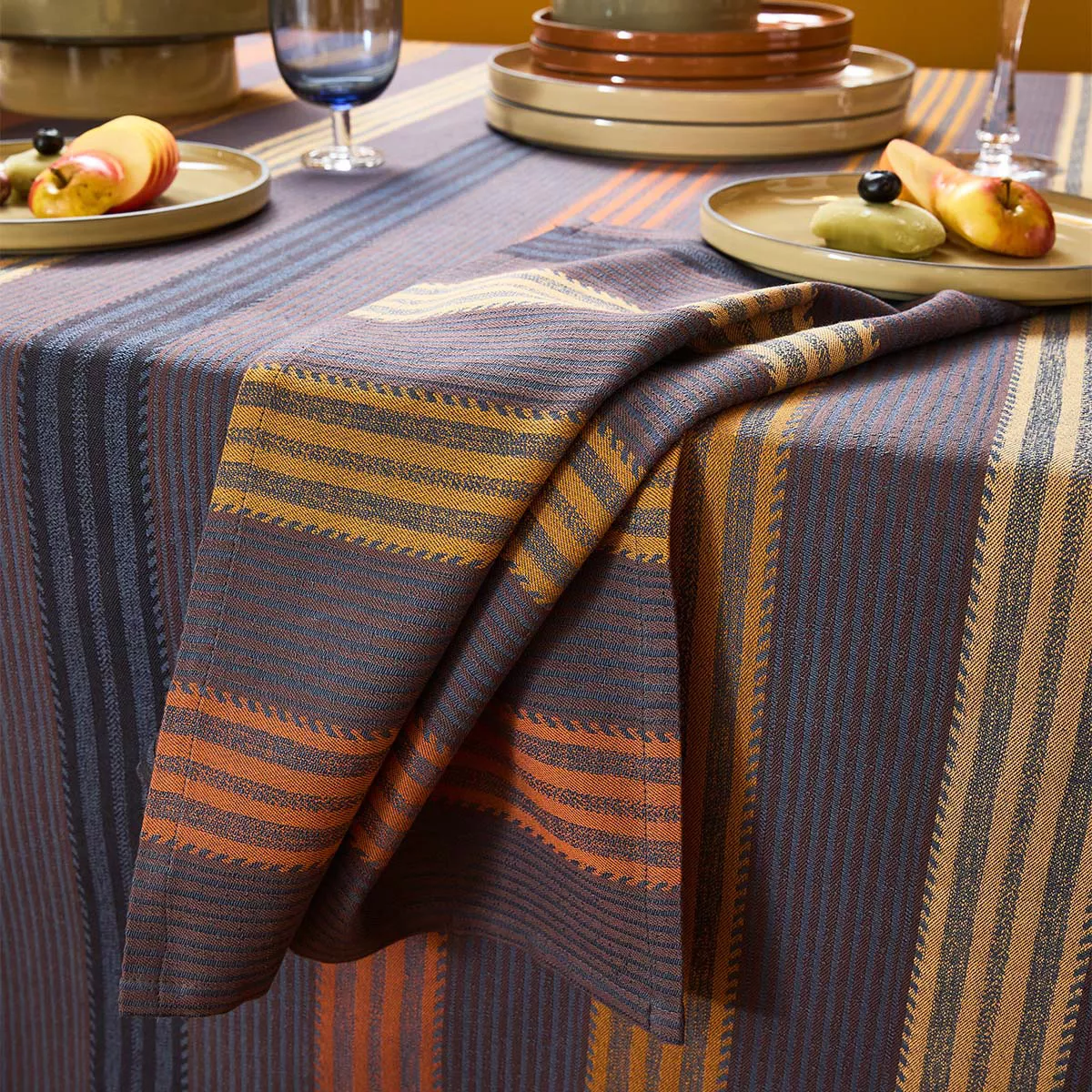 Serviette pur coton motif jacquard marron brun Mille bambous onyx