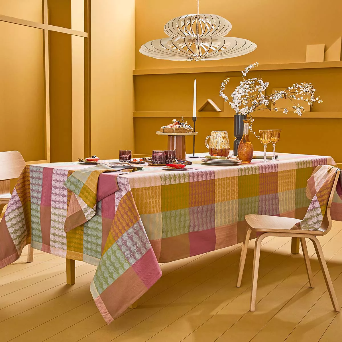 Linge de table pur coton motif jacquard orange vert Mille halos prunus