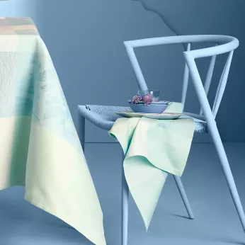 Serviette pur coton 220 g/m² motif jacquard beige bleu Mille iris d'eau aqua