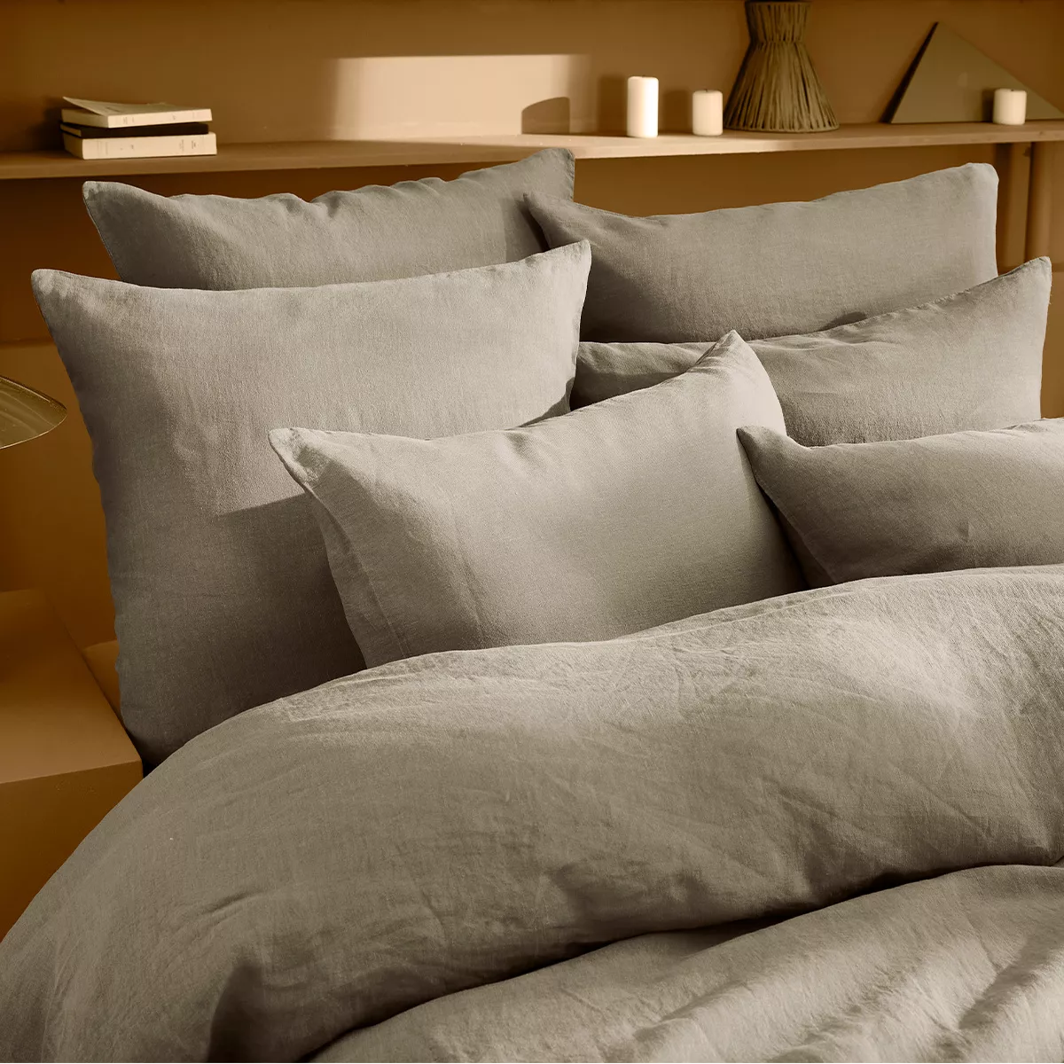 Taie d'oreiller pur lin lavé 165 g/m² uni marron beige Le lin lave taupe
