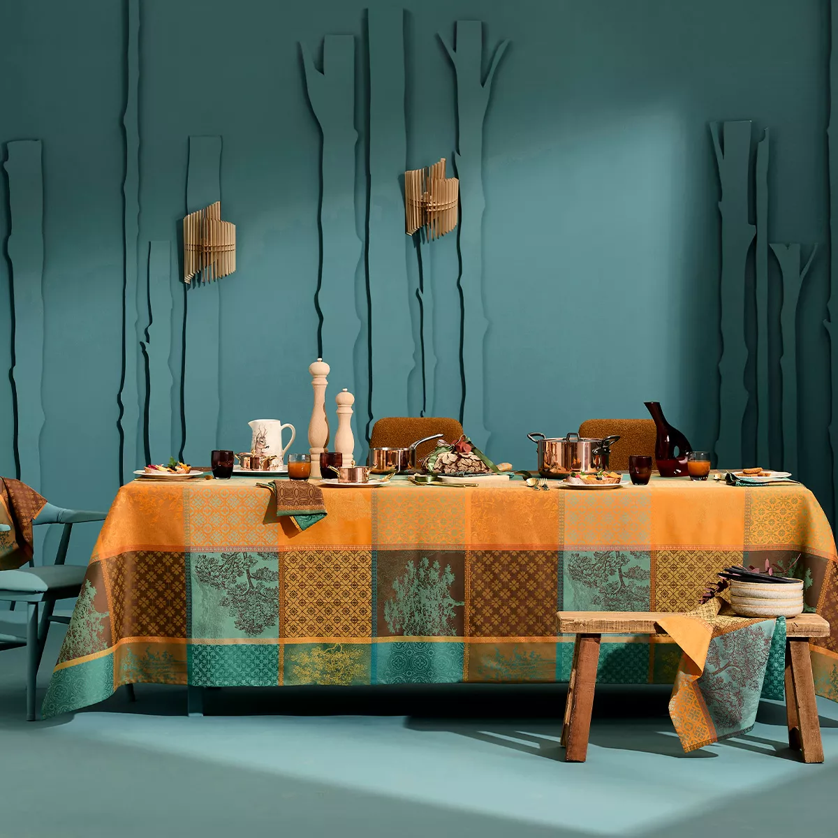 Linge de table pur coton 220 g/m² motif jacquard brun vert Mille trees foret